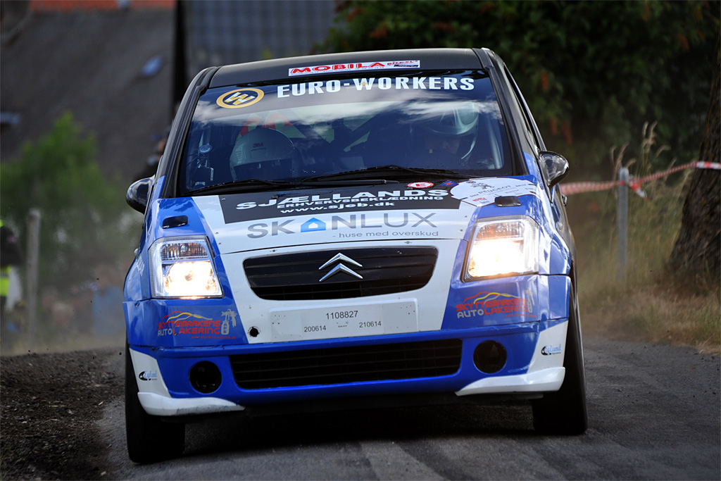 Simon Larsen og Michael Wenzel kunne ikke gennemføre Peugeot Rally, selv om de havde masser af fart i bilen